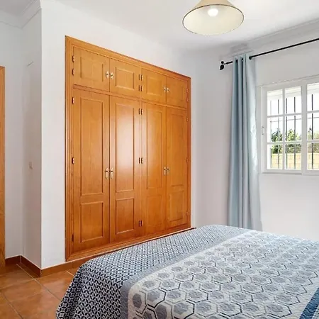 Vakantiehuis Robles *